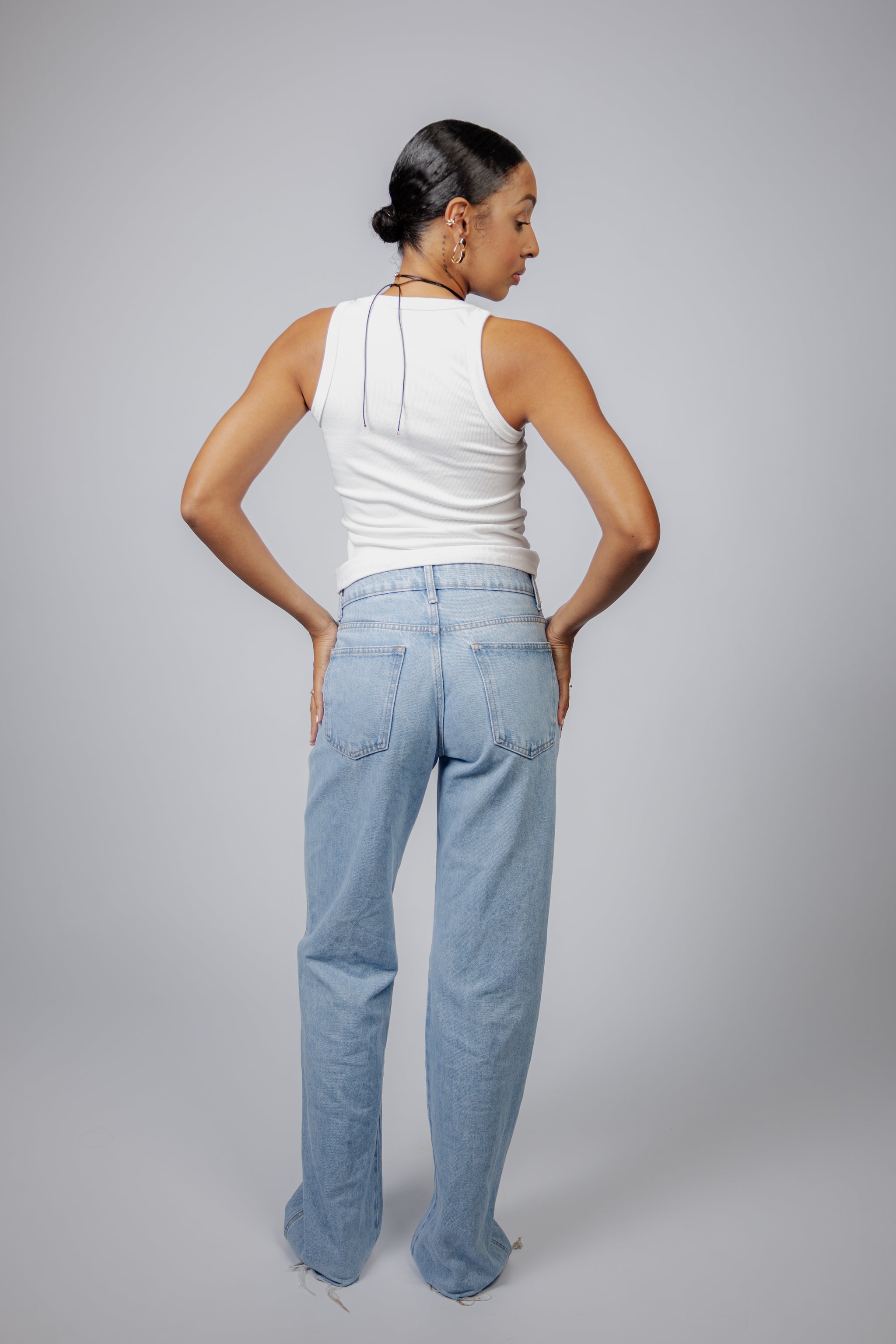 Calça jeans reta - Mirela